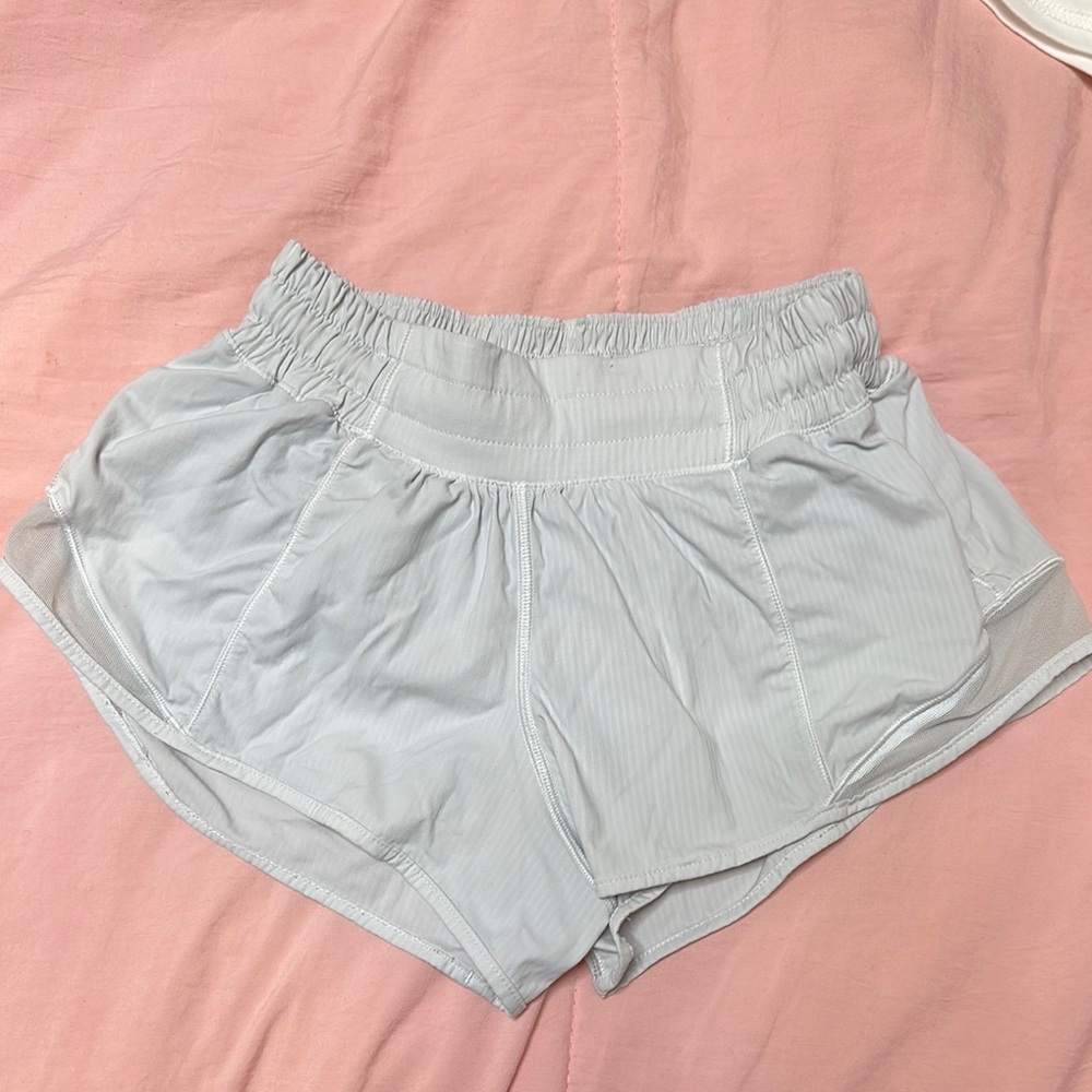 Lululemon Hotty hot shorts high rise size 2